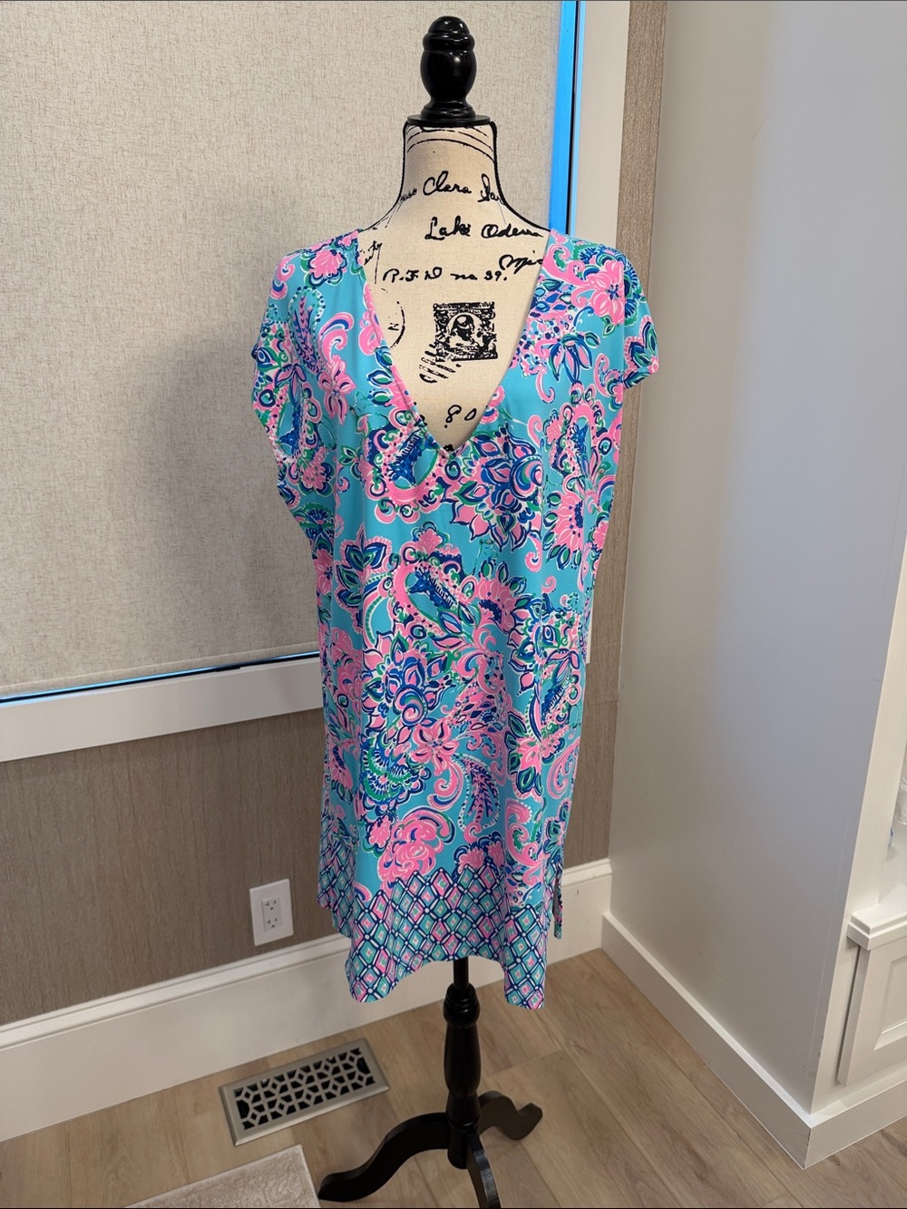 NWOT Lilly Pulitzer Turquoise & Pink Paisley V-Neck Mini Dress